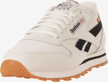 Sneaker bassa 'Classic' di Reebok in bianco: frontale