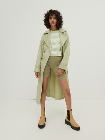 EDITED Trenchcoat 'Giuliana' in Grün