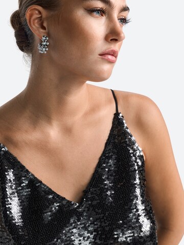 Bluză de la Rich & Royal pe negru