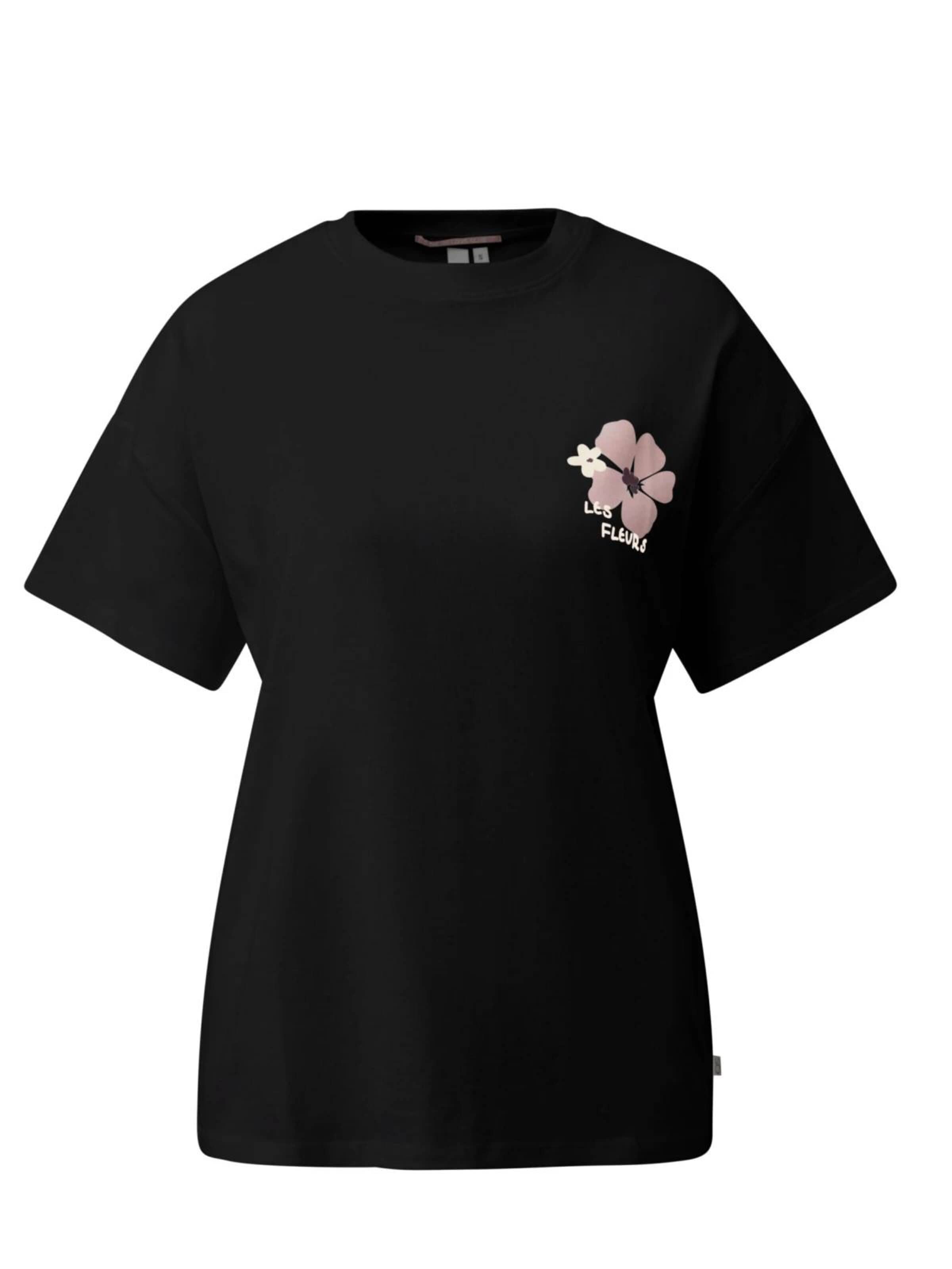 QS Shirt in Black: front