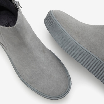 LASCANA Boots in Grey