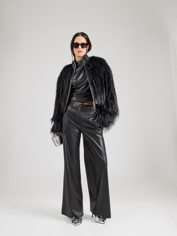 HUGO regular Παντελόνι με τσάκιση 'Hasmina-1' σε μαύρο