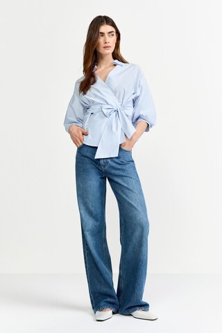 Rich & Royal Blouse in Blue