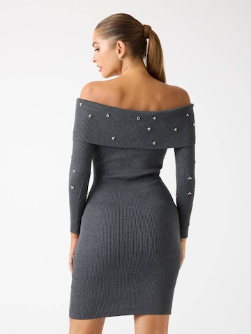 GUESS Knitted dress in Grey