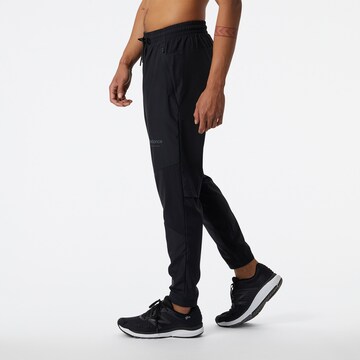 Regular Pantalon de sport new balance en noir