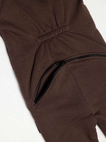 Tuta 'Brownie by MANUL - Basic BackZip' di MANUL in marrone