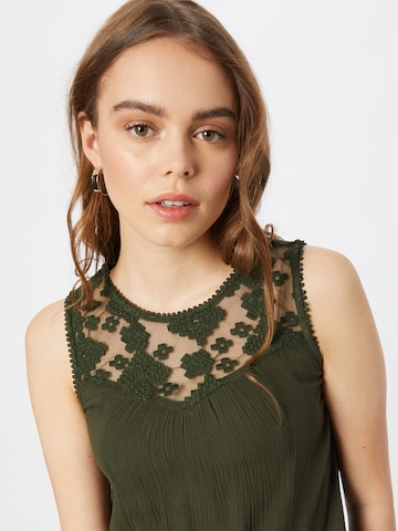 ABOUT YOU Shirt 'Carey' in Green