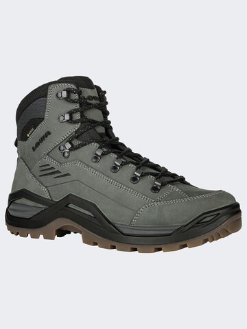 Boots LOWA en vert