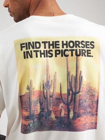 WRANGLER Футболка в Белый