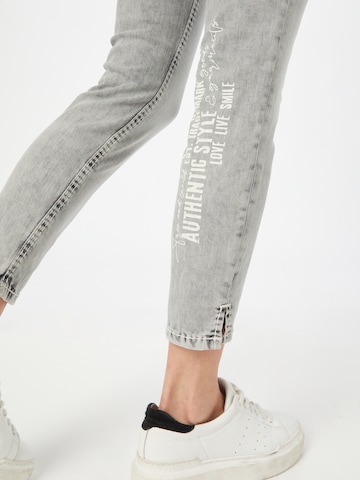 Slimfit Jeans 'MIRA' de la Soccx pe gri