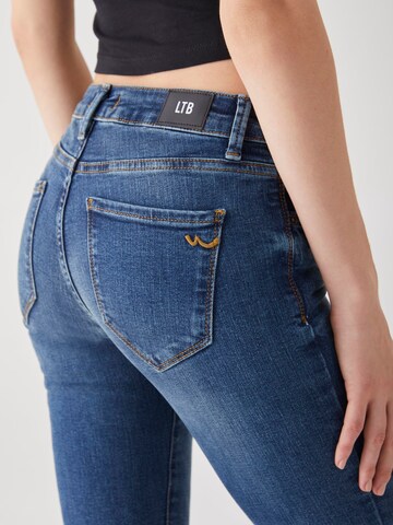 Skinny Jean LTB en bleu