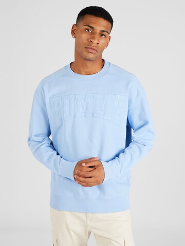 Sweat-shirt Tommy Jeans en bleu : devant