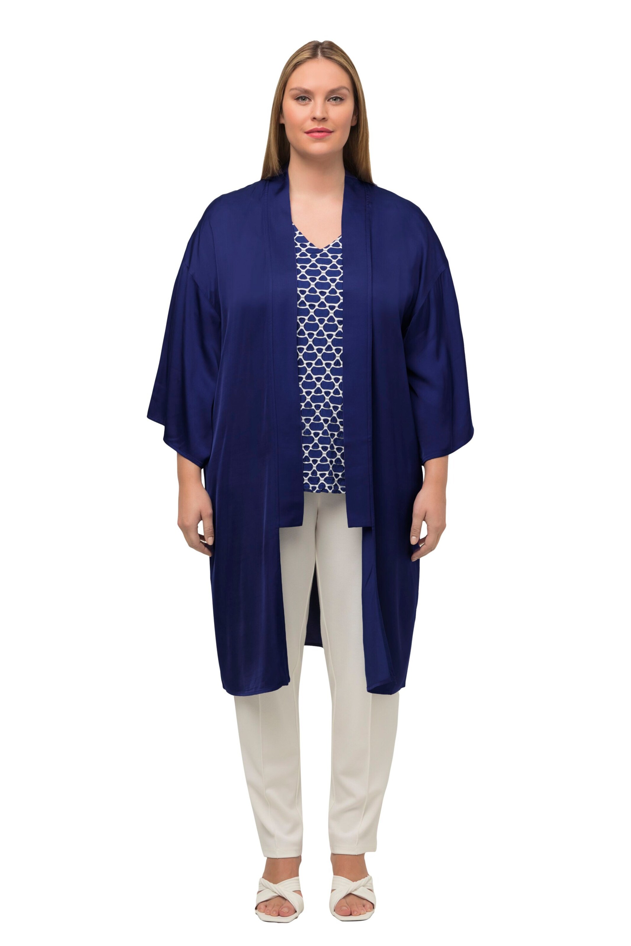 Ulla Popken Blusenjacke in Blau: Vorderseite