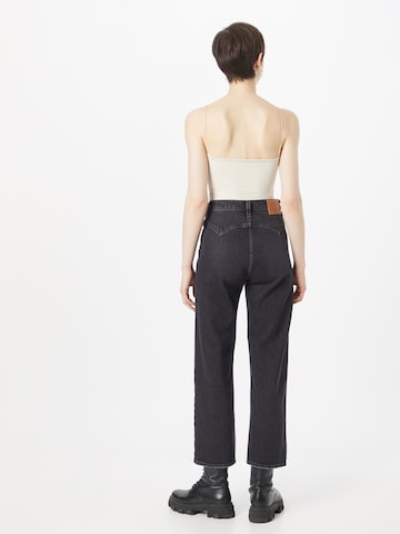 LEVI'S ® Szabványos Farmer 'Ribcage No Back Pocket' - fekete