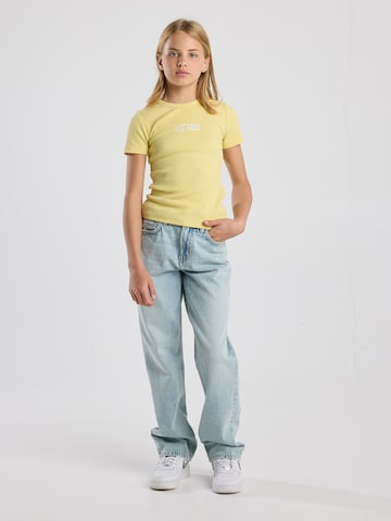 America Today Shirt in Yellow