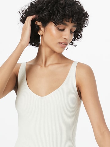 VERO MODA Knitted top 'GLORY' in White