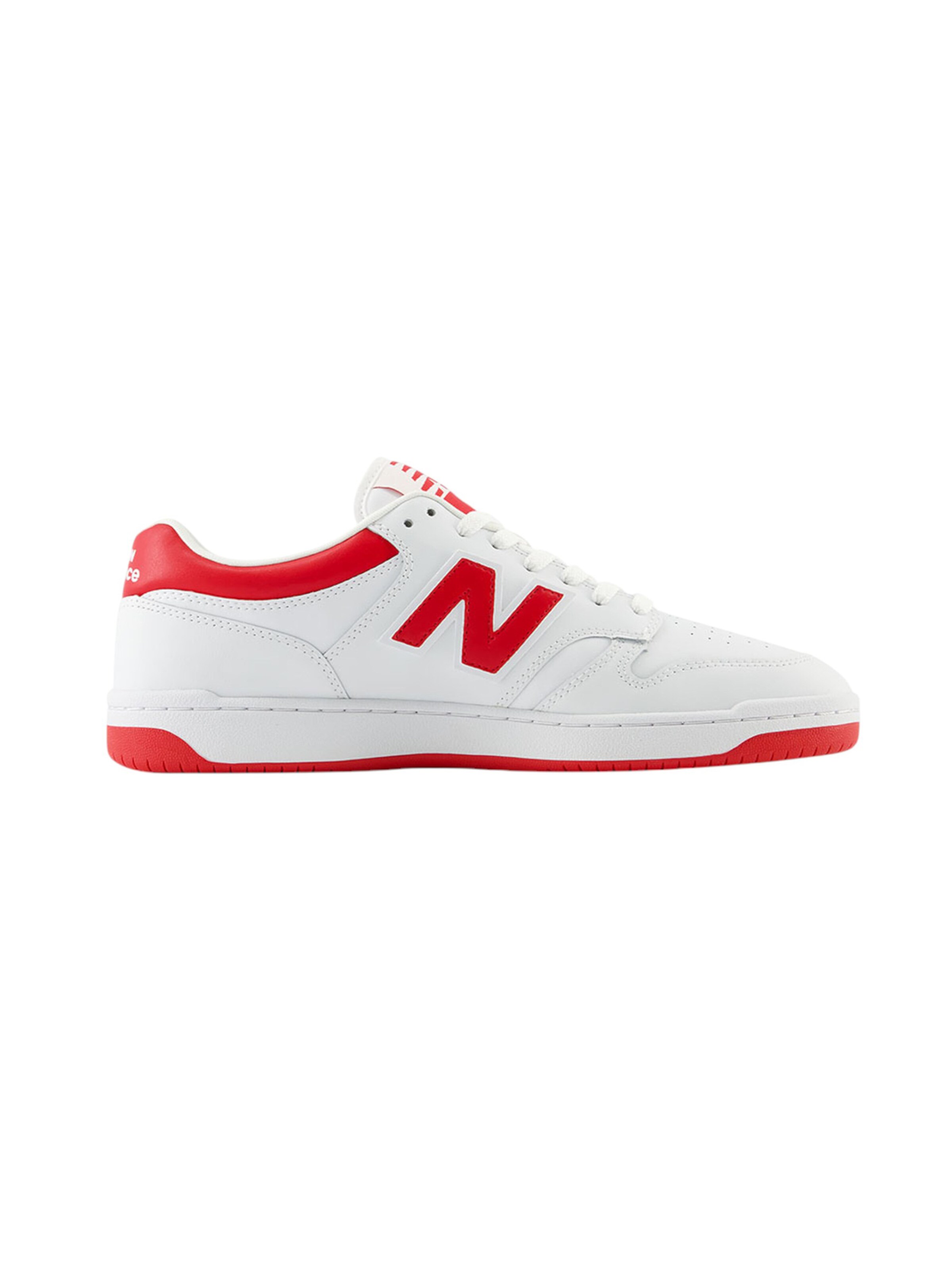 Sneaker bassa di new balance in bianco