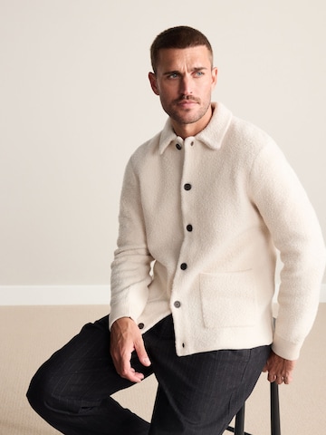 Next Strickjacke in Beige: Vorderseite