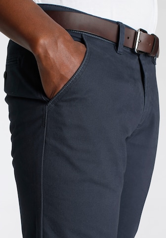 DELMAO Regular Chino Pants in Blue