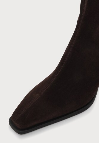 Botine 'ZURI' de la Kennel & Schmenger pe maro