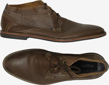 bugatti Halbschuh 43 in Braun: Vorderseite