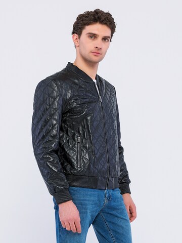 Basics and More Jacke ' Erick ' in Schwarz