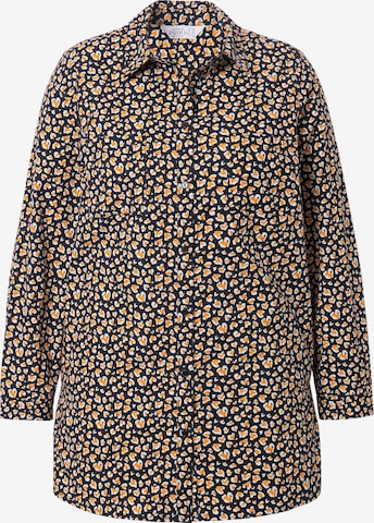 Studio Untold Blouse in Black: front