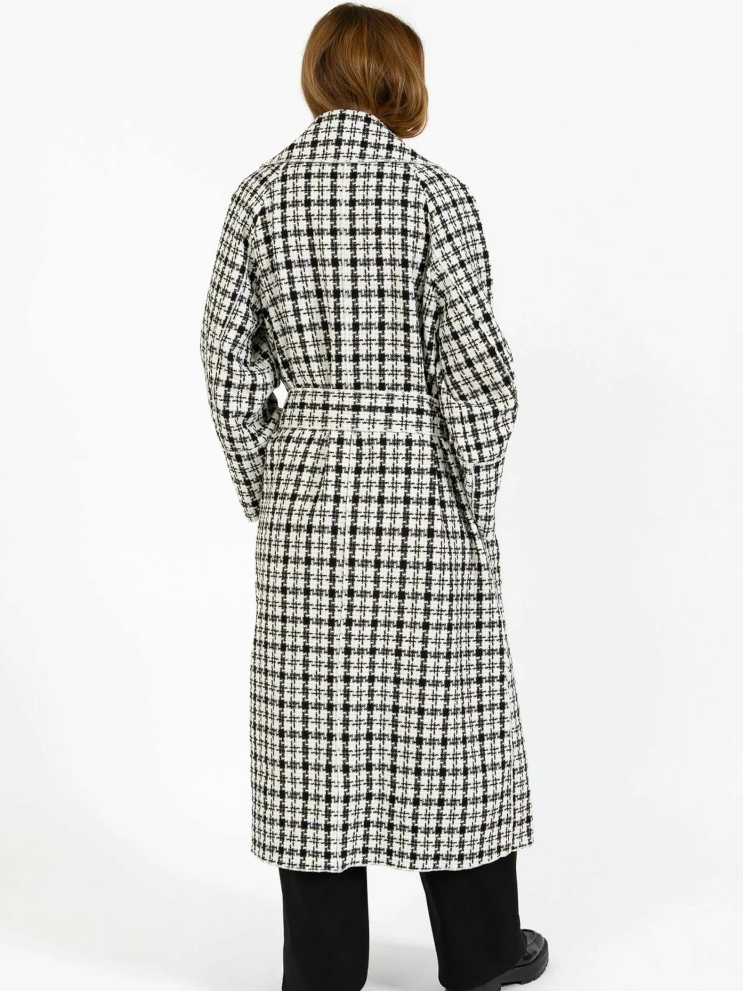 Coster Copenhagen Between-seasons coat ' Soft ' in White