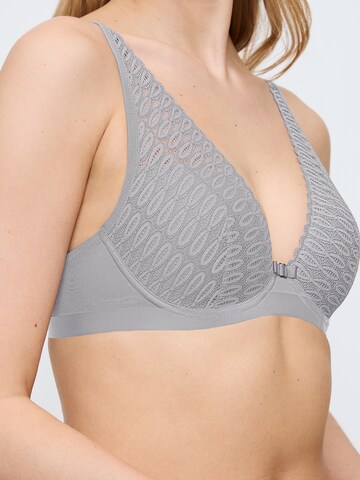 TRIUMPH Triangle Bra ' Aura Spotlight ' in Grey