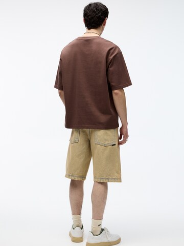Pull&Bear Koszulka w kolorze brązowy