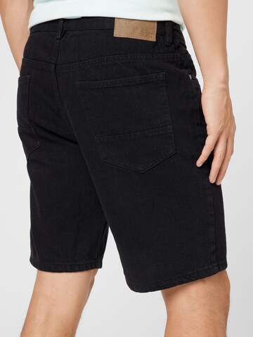 ESPRIT Regular Shorts in Schwarz