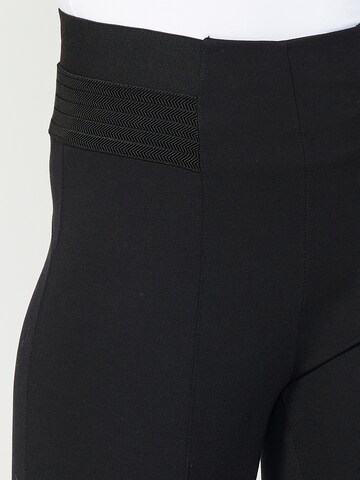 KOROSHI Regular Trousers in Black
