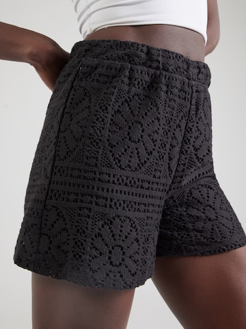 VILA - regular Pantalón 'VIMERINDA' en negro