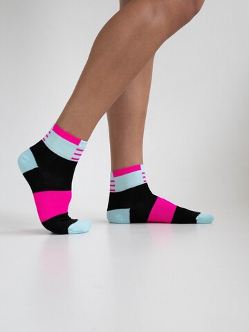 INCYLENCE Athletic Socks 'STAGES' in Pink