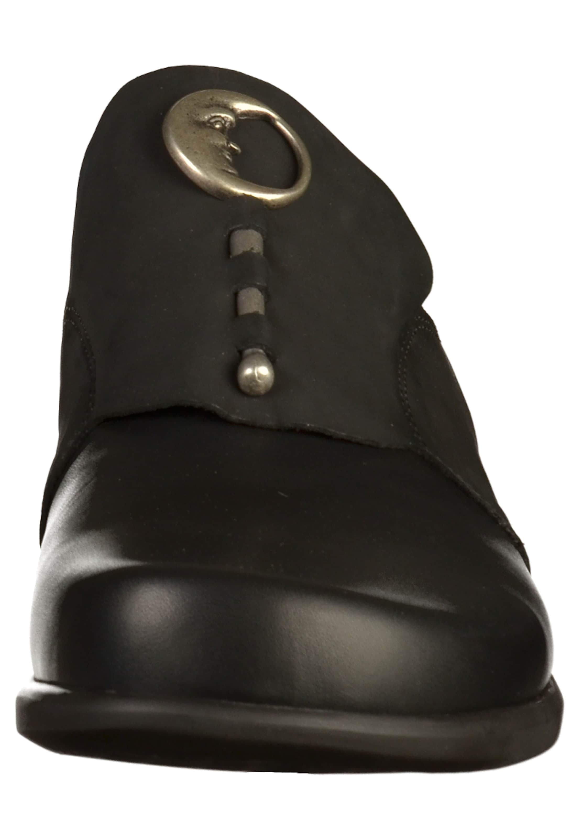 Chaussure basse THINK! en noir