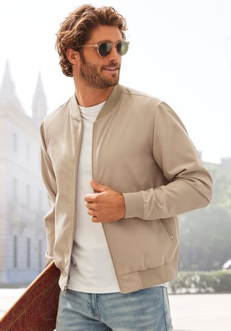 JOHN DEVIN Between-Season Jacket in Beige