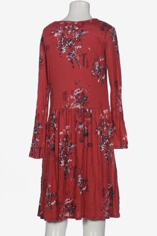 Thought Dress in M in Red