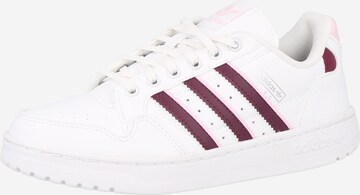 Sneaker bassa di ADIDAS ORIGINALS in bianco: frontale