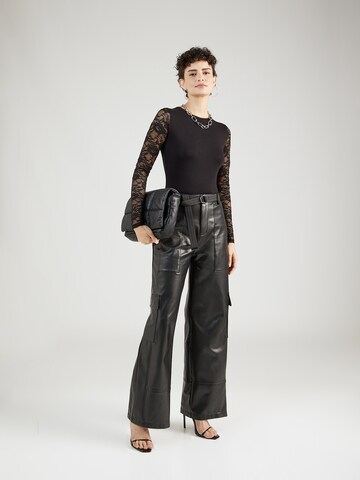 ABOUT YOU Shirt 'Dorkas' in Zwart