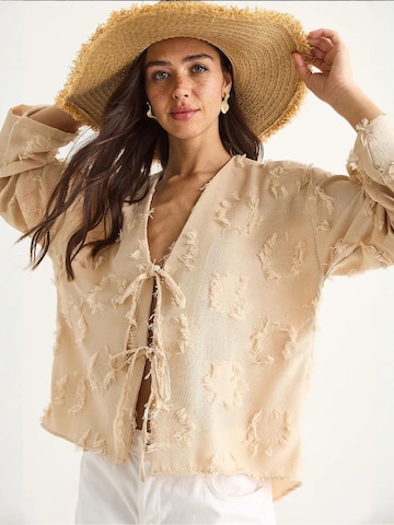 Bianco Lucci - Blusa em bege