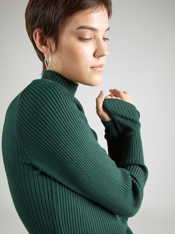 Rochie tricotat de la Trendyol pe verde