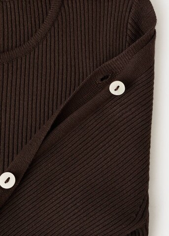 MANGO TEEN Knitted dress in Brown