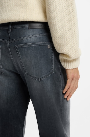 BOSS Regular Jeans ' Ogden' in Blue