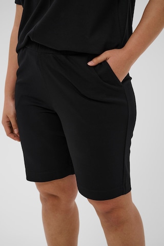 KAFFE CURVE - Loosefit Pantalón 'KCAnnia' en negro