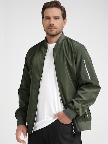 Youthup Between-Season Jacket in Green