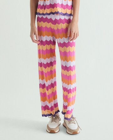 Regular Pantalon ' ' Scalpers en rose