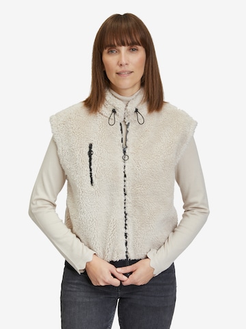 Gilet di Betty Barclay in beige: frontale