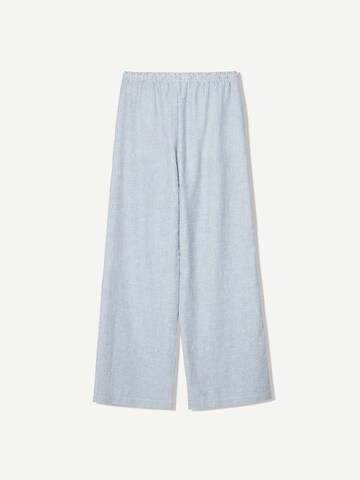 Bershka Loosefit Bukser i blå