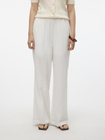 VERO MODA Wide leg Trousers 'VMViola' in White: front