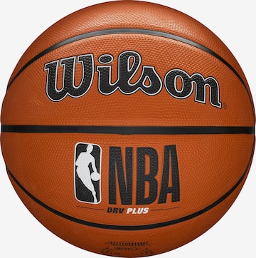 WILSON Ball 'NBA Drv Plus 5' in Brown: front